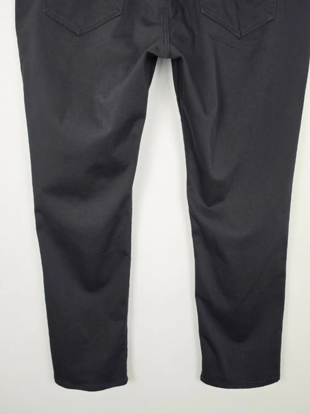 34 Heritage Size 42x32 Charisma Pants Stretch Comfort Classic Straight Leg Black